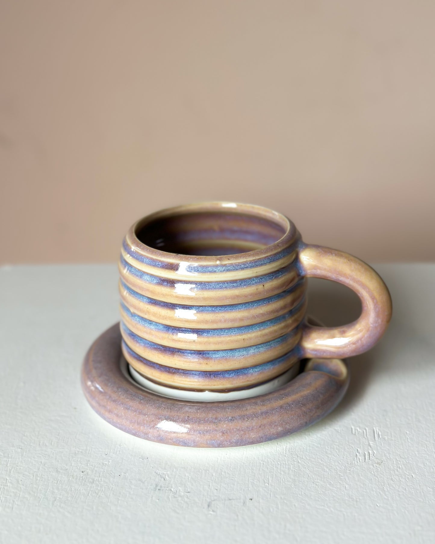Sunset bubble mug & saucer (8)
