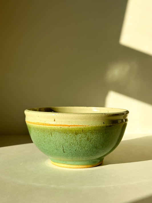 Medium Green Mist Bowl